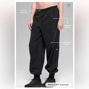 ALO Yoga Polar Fleece High-Waist Retreat Jogger - Black Size Medium